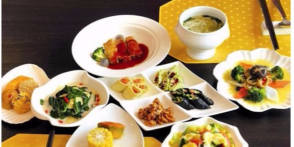 佳佳顺餐饮是如何确保食堂饭菜质量的
